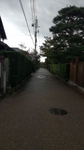 松阪工業への通学路、昔からの武家屋敷跡など趣のある風景